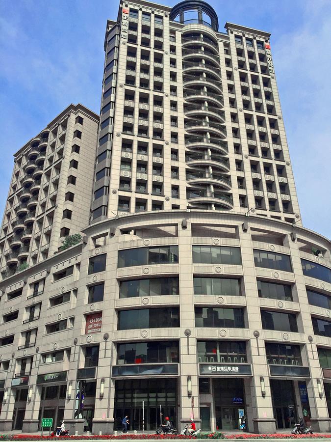 晶城青年旅館 4F Tajpej Buitenkant foto